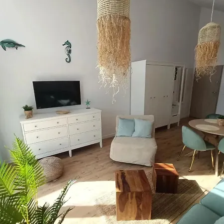 Rajski Zakatek Lägenhet Zarnowska